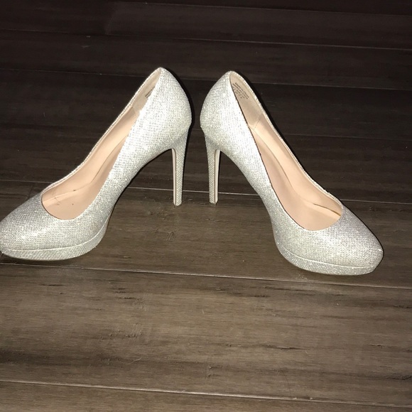 Call it Spring Heels - Picture 7 of 7